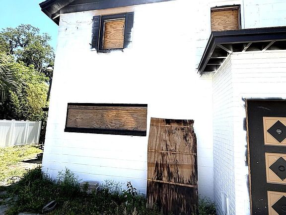 3rd image of 3269 ST AUGUSTINE Road