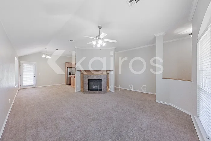 4209 Snowy Owl Dr — Photo 2