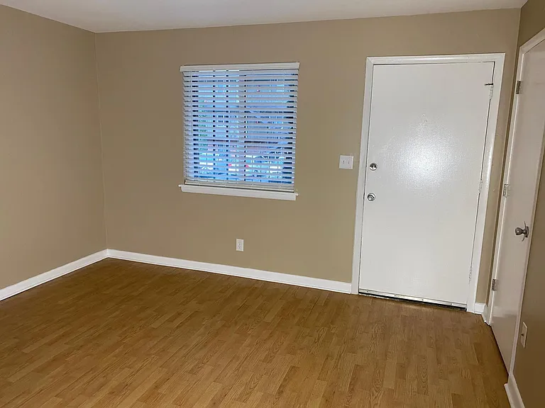 720 Ferdinand Ave SW #26 — Photo 11