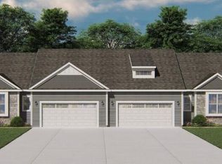W253N6563 Heavenly Ct, Sussex, WI 53089
