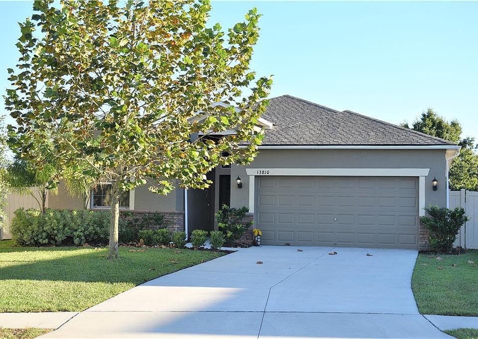 1st image of 13810 Reindeer Cir