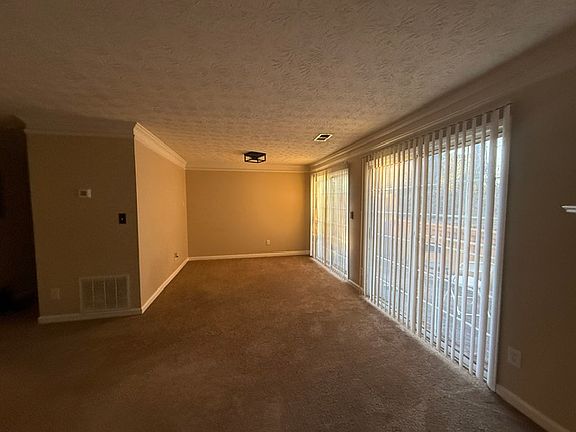 5th image of 908 Vintage Pointe Dr #0