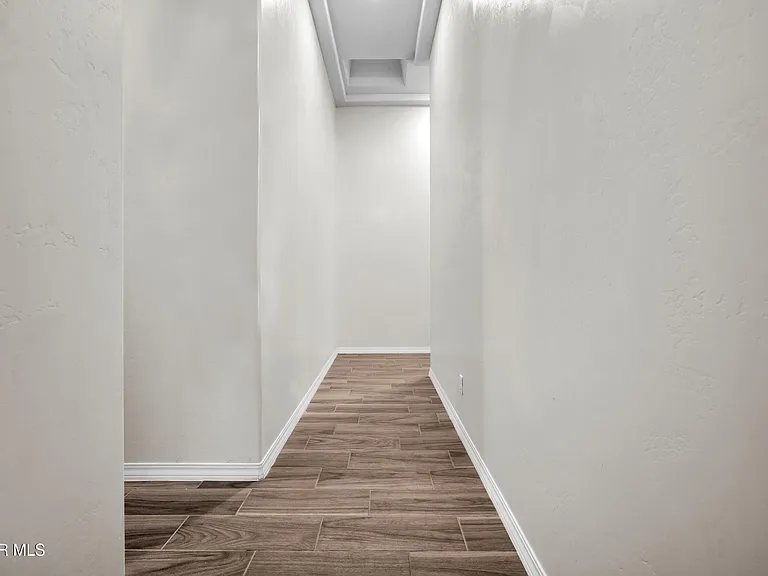 13257 Coldham St — Photo 13