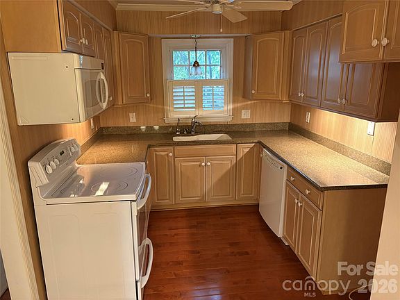 2nd image of 2235 Rexford Rd APT C