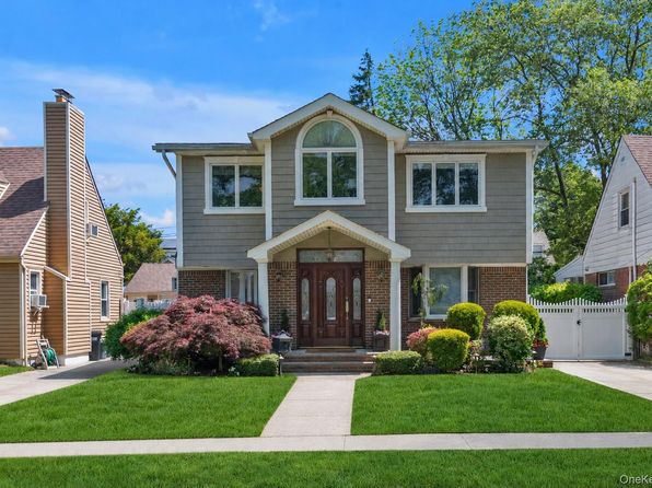 23-55 205th Street, Bayside, NY 11360