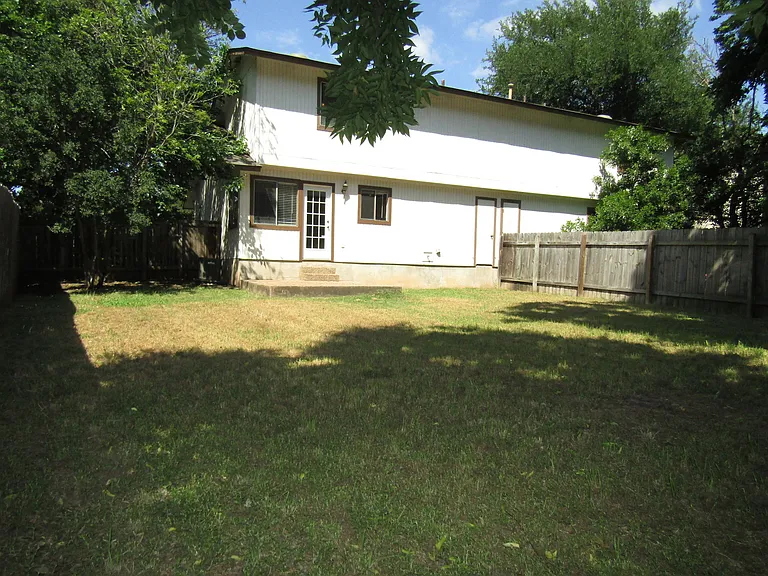 7001 Winedale Dr — Photo 30