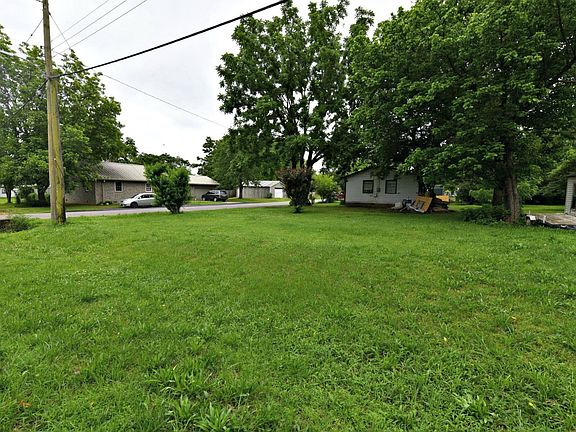5th image of 911 Gillham Ave
