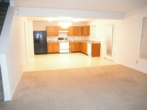 kitchen looking from living 