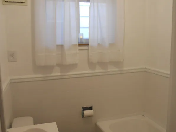 381 Porte St, Oakmont, PA 15139