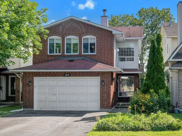 1879 Belcourt Blvd, Ottawa, ON K1C 4N3