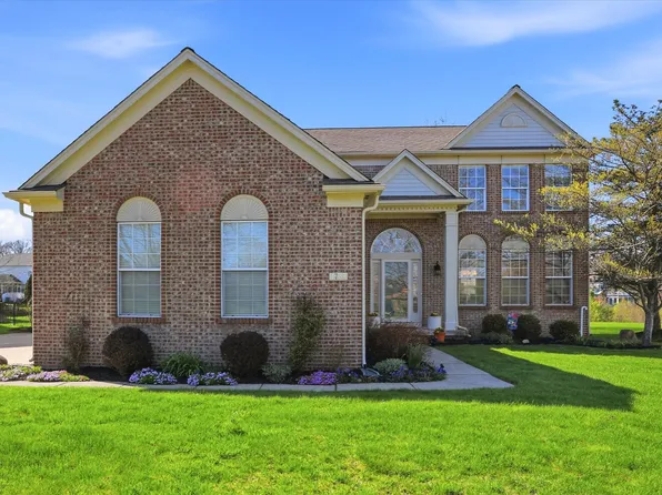 7732 Prairie View Dr, Indianapolis, IN 46256