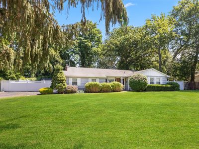 39 Winfield Davis Drive, Coram, NY, 11727