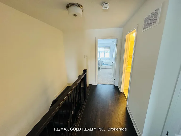 35 George Brier Dr E — Photo 10