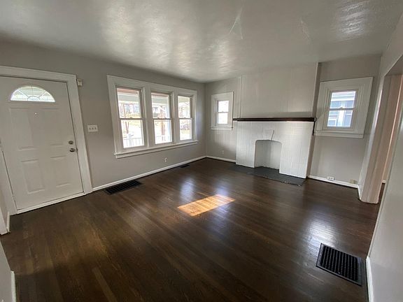 2nd image of 6708 Park Pl