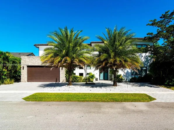 10151 SW 3rd St, Plantation, FL 33324