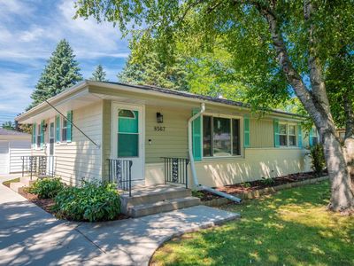 8567 North 57th St, Brown Deer, WI, 53223