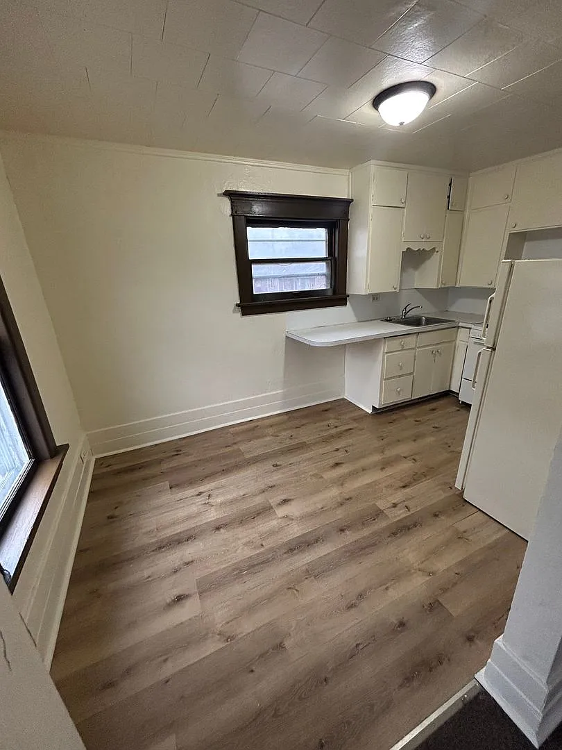 Sunnyside Multi-Family — Photo 2