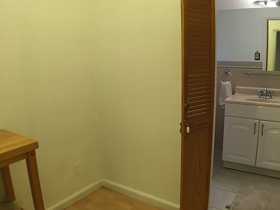 5th image of 6601 Burns St APT 2F
