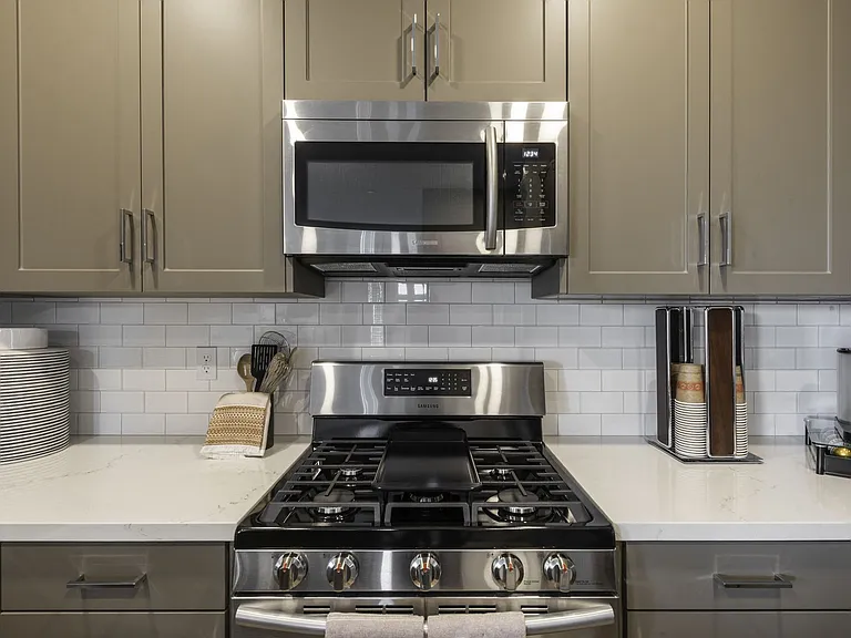 Parador Town Homes — Photo 10