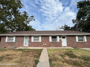 3936 Dewberry Dr, Jefferson City, MO 65109