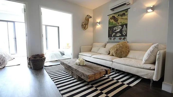 Rented by Nooklyn NYC LLC | media 25