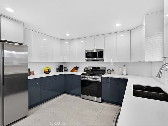 3rd image of 1344 5th St APT 16