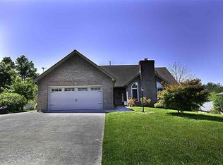 93 Claymore Ln, Oak Ridge, TN 37830