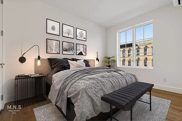 Rented by MNS | media 8