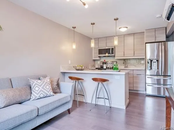 3406 Loulu St, Honolulu, HI 96822