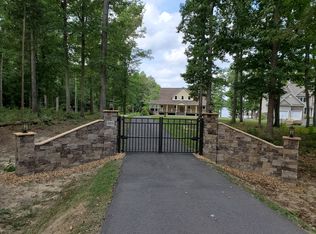 889 Rainbow Rdg, Bumpass, VA 23024