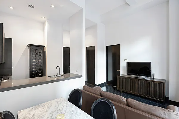 Rented by Compass | media 11