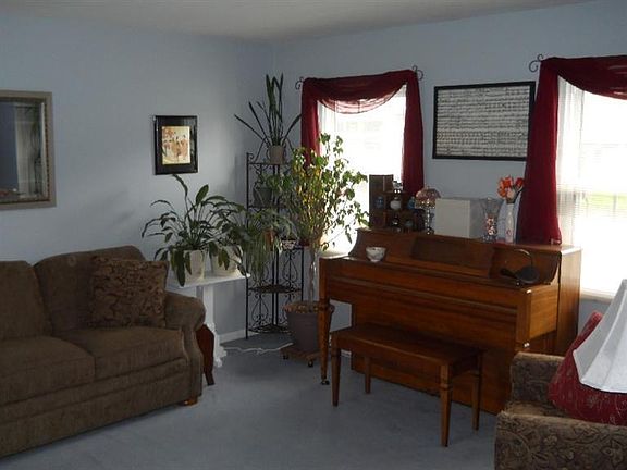 3rd image of 5188 Serenade Dr