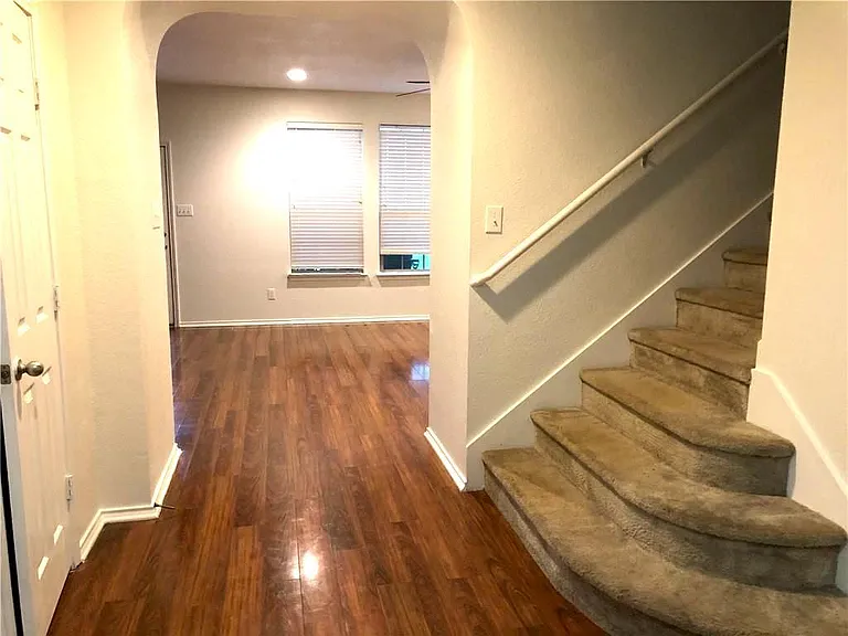 14320 Lake Victor Dr — Photo 8