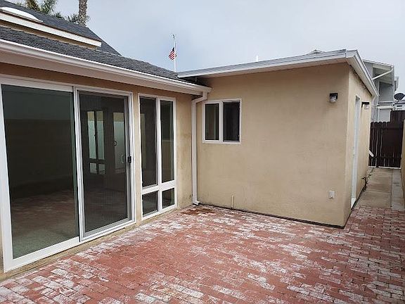 4th image of 416 Lugonia St