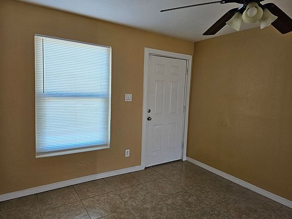 3rd image of 2238 E Polk St #10