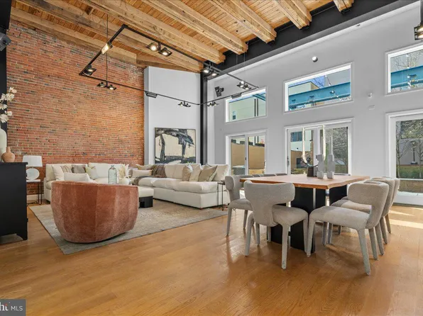 314 Fitzwater St, Philadelphia, PA 19147