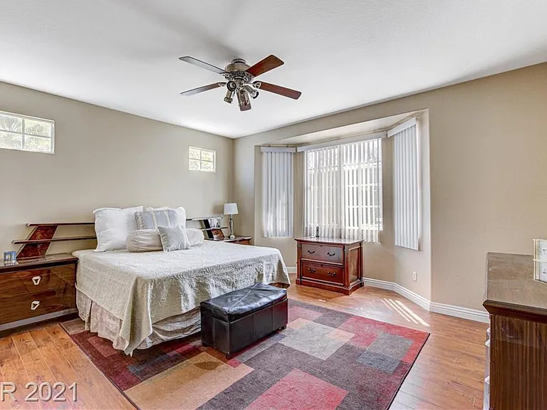 449 Eternity St — Photo 11