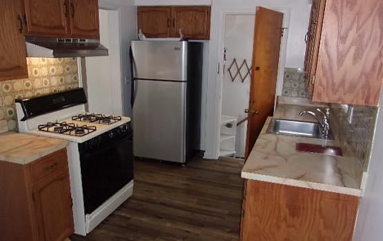 2nd image of 1071 Lindbergh Ave