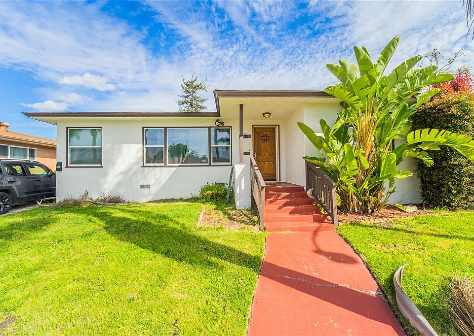 1st image of 6208-10 Pembroke Dr