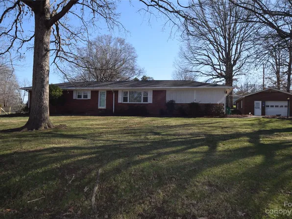 179 Enwood Dr, Charlotte, NC 28214