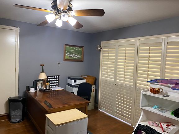 2nd image of 2386 Glacier Ln
