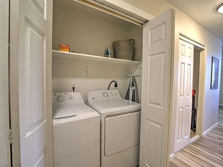 5025 E Lee St #1 — Photo 20