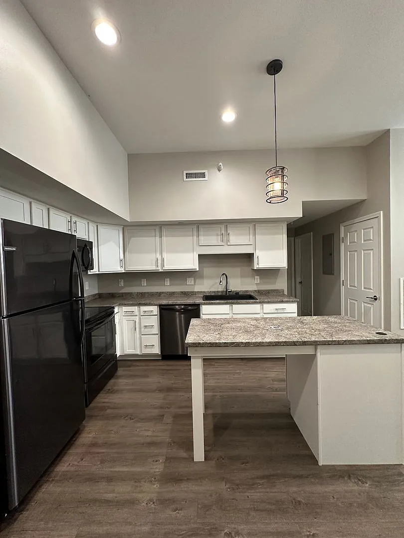 Liberty Lofts — Photo 3
