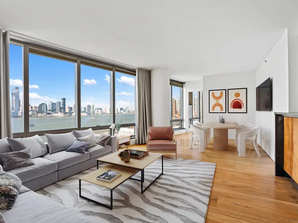 10 Little West Street image 1 of 12