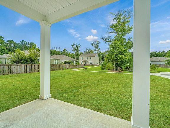 4th image of 2646 Alamanda Dr