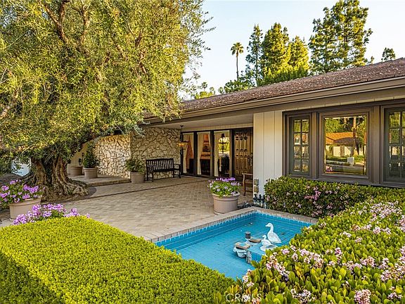 4th image of 1881 Park Skyline Rd