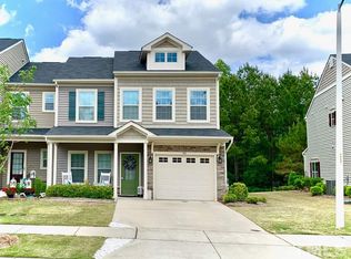 141 Cypress Hill Ln, Holly Springs, NC 27540