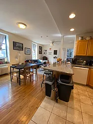 Rented by R New York