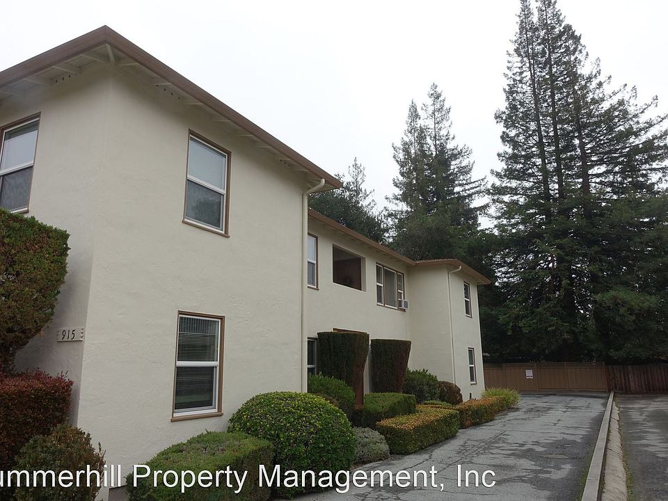 1st image of 915 Oak Ln Unit 1