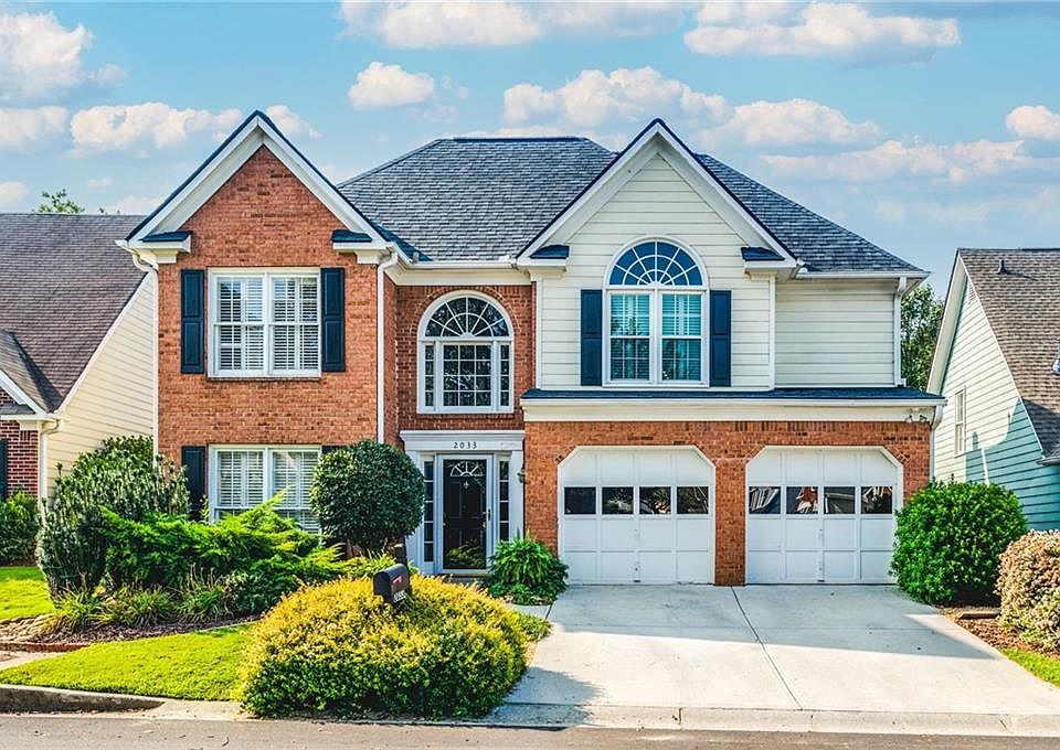 1st image of 2033 Drogheda Ln